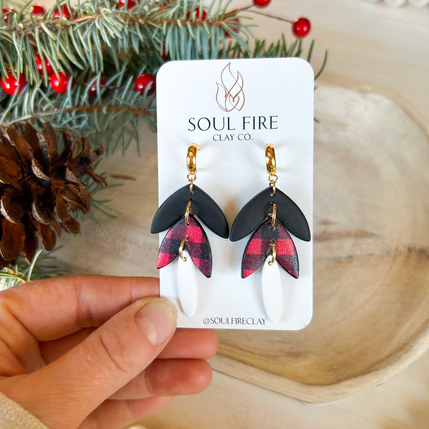 Buffalo Plaid Leaf Drop - Christmas Statement Earrings