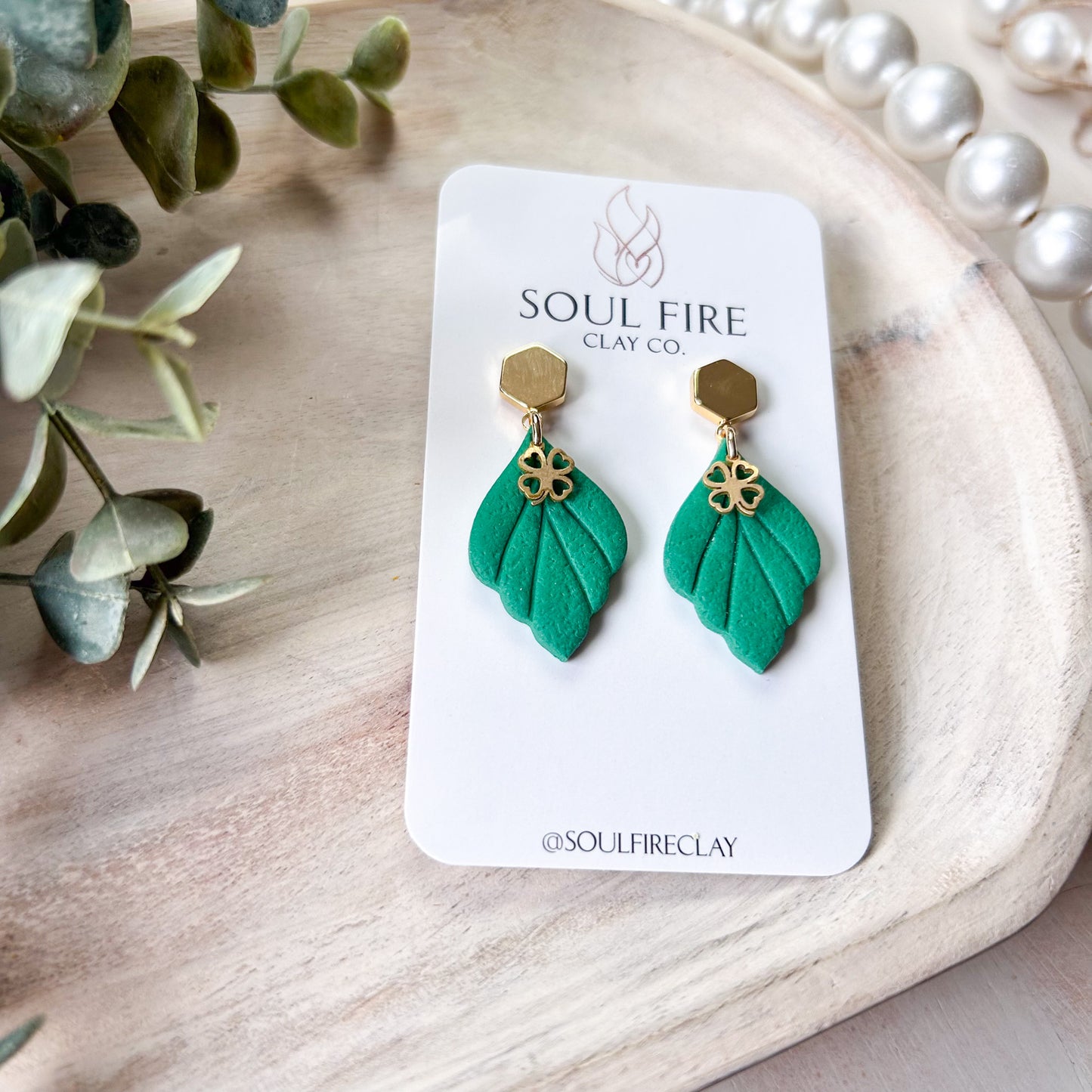 Scalloped Leaf Clover Statement Earrings